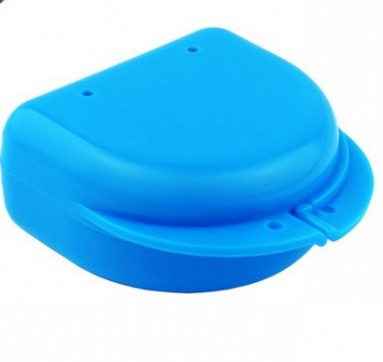 Pudełko ortodontyczne 1szt.Niebieskie Classic Midi