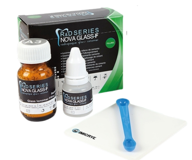 Zestaw Nova Glass F – glasjonomerowy materiał stomatologiczny.